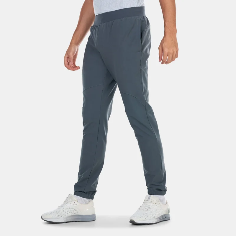 اندر ارمر سنيكرز تدريب رجالي من نسيج مطاطي للطقس البارد